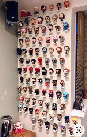 How To Display Funko Pops: 10 Best Display Ideas Funko Display Ideas, Funko Pop Display Ideas, Best Funko Pop, Funko Pop Display, Easy Minecraft Houses, Funko Pop Collection, Pop Display, Pop Collection, Pop Figures