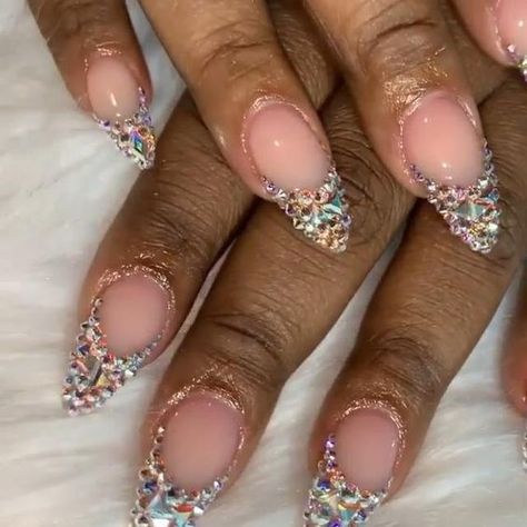 Short French Bling Nails, Natrual Nails, Bohemian Nails, Bald Beauty, Rose Gold Nails Design, Secret Nails, Nursing Diagnosis, Fantasy Nails, Diva Nails