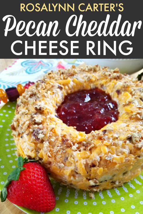 Cheese Ring With Strawberry Preserves, Cheese Ring, Strawberry Preserves, Cheese Ball Recipes, Party Food Appetizers, Best Appetizers, Appetizer Dips, Yummy Appetizers, Appetizers For Party