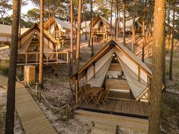 Camping Ground Ideas, Camping Retreat, Glamping Inspiration, Tents Camping Glamping, Family Glamping, Resort Ideas, Forest Resort, Camping Wedding, Eco Village