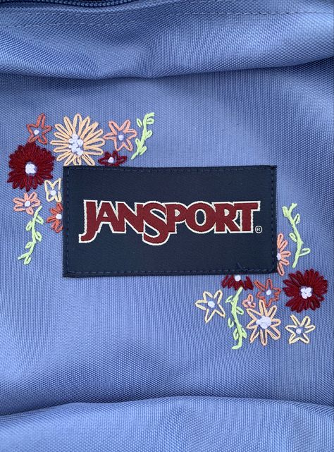 Backpack Embroidery Ideas, Backpack Embroidery, Mochila Jansport, Backpack Diy, Material Ideas, Embroidered Backpack, Gainesville Florida, Diy Backpack, Diy Embroidery Designs