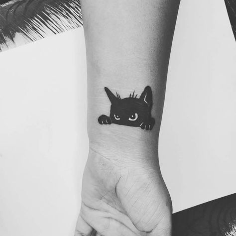 Tattoos For Women Cat, Tattoo Gato, Timeless Tattoo, Black Cat Tattoos, Tattoo Templates, Back Of Shoulder Tattoo, Tattoo Fails, Cat Tattoo Designs, Bad Tattoos