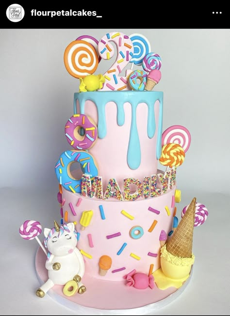 Candy Land Cake Ideas, Candy Theme Cake, Candy Land Cake, Candyland Cake, Candy Theme Birthday Party, Dessert Table Birthday, Candy Birthday Cakes, Petal Cake, Candy Land Birthday Party