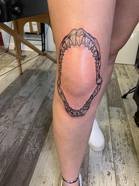 Great White Shark Jaw Tattoo, Shark Jaw Tattoo, Shark Jaws Tattoo, Jaw Tattoo, Shark Tooth Tattoo, Collarbone Tattoos, Mouth Tattoo, Shark Jaw, Tooth Tattoo