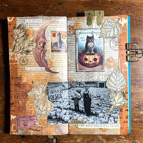 #halloween art journal page 🎃🍂🍁📷 @bellelovespaper • • • • •⠀ #repost #stampersanonymous #stamps #crafts #papercrafting #mixedmedia… Halloween Art Journal, Bullet Journal Halloween, Halloween Mini Albums, October Daily, Autumn Diy, Glue Books, October Art, Halloween Kunst, Round Robin