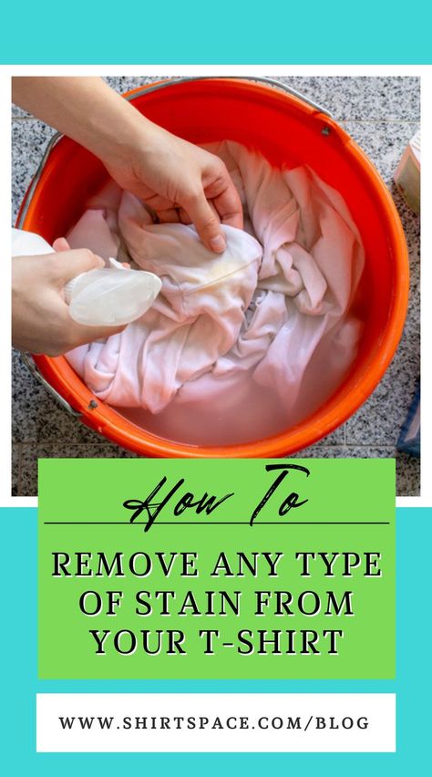 Someone cleaning out a stain from a shirt. Remove Ink From Clothes, Removing Set In Stains From Clothes, Homemade Stain Removers, Remove Yellow Stains, Stain Remover Clothes, Diy Stain Remover, Stain Removal Guide, Chocolate Stains, Diy Staining