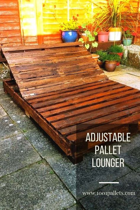 Adjustable Pallet Lounger Bed Made Out Of Pallets, Pallet Lounger, Pallet Bench Diy, Pallet Benches, Cozy Chairs, Pallet Pool, Cabin Porch, Pallet Lounge, Pallet Chair