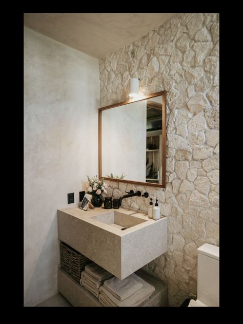 Bathroom Painting Ideas, Wallpapers Bathroom, Spa Apartment, Bathroom Wallpapers, Bathroom Painting, Building Interior, Quintana Roo Mexico, Stone Interior, Stone Bathroom