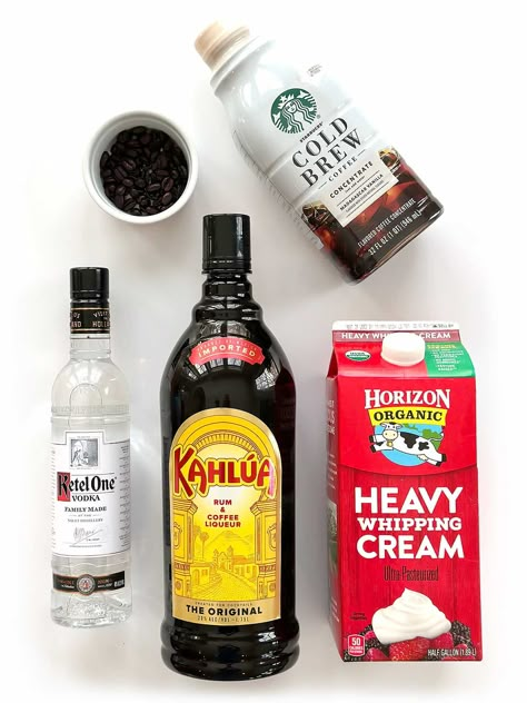 Easy Creamy Espresso Martini Recipe (with Cold Brew) - Bloom Drinks With Coffee Liquor, Espresso Martini Recipe With Cold Brew, Espresso Martini Cold Brew, Expresso Martini Recipe Kahlua, Espresso Martini Recipe Easy, Keto Espresso Martini, Espresso Martini Jello Shots, Espresso Martini Batch Recipe, Martini Espresso Recipe