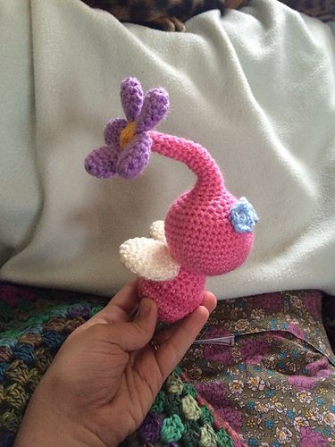 Crochet Pikmin Pattern Free, Pikmin Crochet Pattern Free, Winged Pikmin, Pikmin Crochet, Crochet Design Pattern, Oh My Goodness, Crochet Design, Crochet Crafts, Crochet Ideas