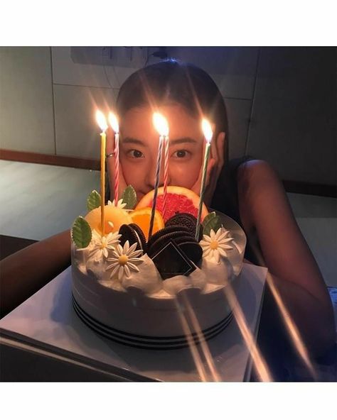 April Kpop, Blackpink Jisoo, Instagram Update, Korean Girl, Birthday Candles, Red Velvet, Girl Birthday, Birthday Cake, Happy Birthday