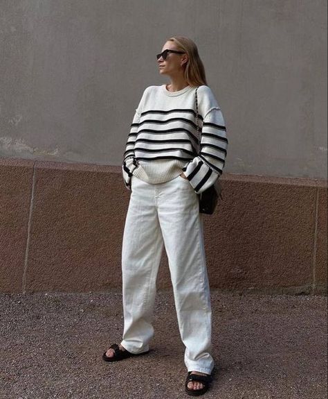 Stripes for Spring: Splurge Update - High Heels in the Wilderness Scandinavian Style Clothes, Scandinavian Outfit, Striped Sweater Outfit, Scandi Fashion, White Striped Sweater, Skandinavian Fashion, Scandinavian Fashion, Stripe Outfits, Looks Party