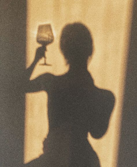 Wine , shadow , aesthetic #wine #shadow #winetime #wineoclock #aesthetic #aestheticwine Lev Livet, Shadow Photography, Photographie Inspo, Shadow Photos, Shadow Pictures, Foto Art, Beige Aesthetic, Brown Aesthetic, Foto Pose