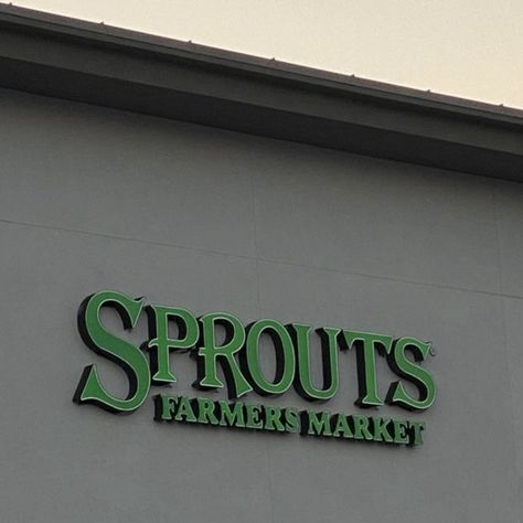 Sprouts Market, Market Sign, Sprouts Farmers Market, Organic Living, Green Juice, Sprouts, Feel Good, Neon Signs, Marketing