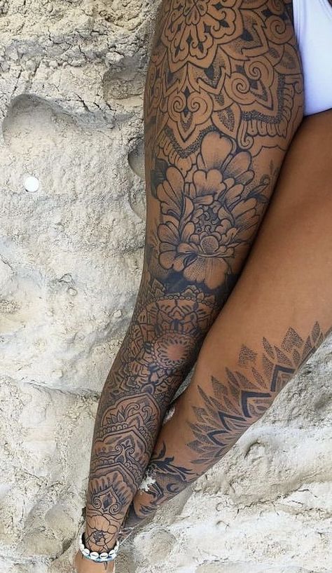 Tattoo Bein Frau, Hip Thigh Tattoos, Full Leg Tattoos, Boho Tattoos, Hip Tattoos Women, Tattoos For Black Skin, Leg Tattoos Women, Dope Tattoos For Women, Leg Sleeve Tattoo