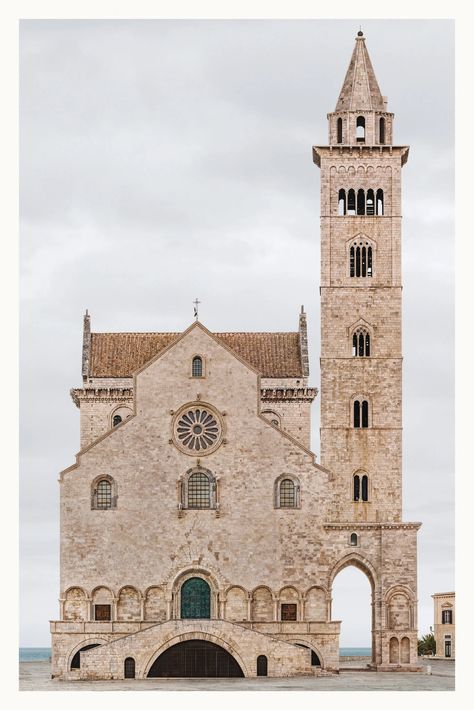 Markus Brunetti, Buildings In Italy, Trani Italy, Italian Church, Arcology, Romanesque Architecture, Italian Architecture, Religious Architecture, Old Churches