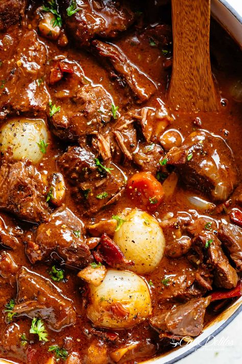 Norwegian Cookies, Moroccan Beef, Norwegian Cuisine, Beef Bourguignon Recipe, Mojito Recept, Julia Child Recipes, Crockpot Recipes Beef Stew, Cafe Delites, Crock Pot Recipes