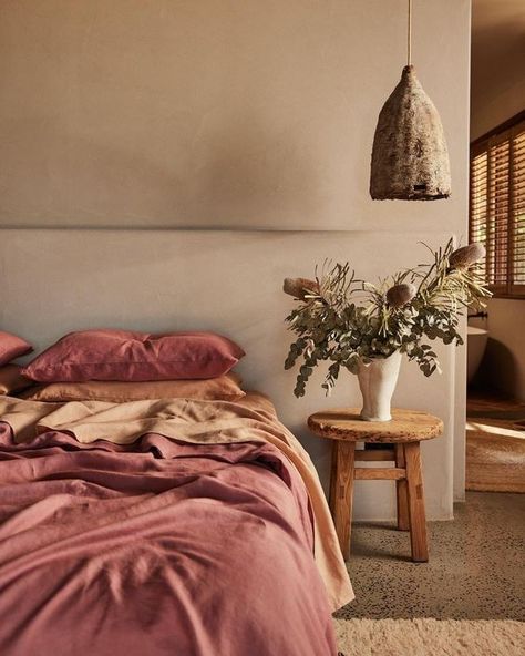 Terracotta Bedroom, Terracotta Linen, Bedroom Color, Style Deco, Pink Clay, Byron Bay, Dream Bedroom, Bedroom Inspo, Bedroom Colors