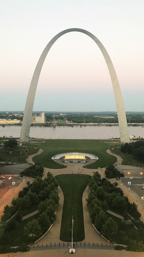 Gateway Arch St Louis, Saint Louis Arch, St Louis Arch, The Gateway Arch, Lincoln Logs, Gateway Arch, Eero Saarinen, Arches National Park, St Louis Missouri