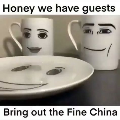 Bring Out The Fine China, Funny Pix, Crazy Funny Pictures, Roblox Funny, Roblox Memes, Very Funny Pictures, Extremely Funny Jokes, Silly Pictures, Quick Jokes