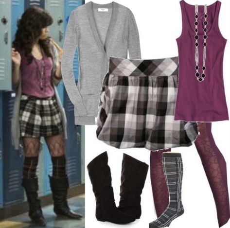 Alex Russo And Mason, Mason Greyback, Alex Russo Outfits, Comic Book Dress, 2010 Outfits, Channel Outfits, 2000s Outfit, Book Dress, Selena Gomez Outfits