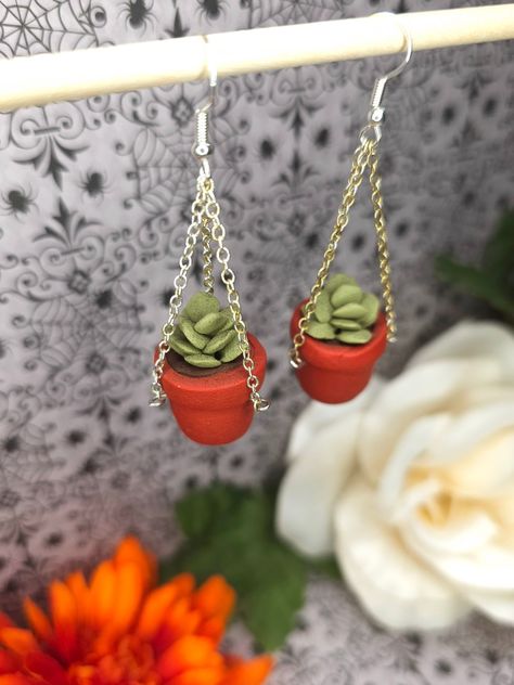 Polymer Clay Plant Pot Earrings, Hanging Plant Earrings, Plant Polymer Clay, Polymer Clay Science Earrings, Polymer Clay Earrings Ideas Easy, Plant Polymer Clay Earrings, Polymer Clay Plant Earrings, Hand Made Earings, Clay Plant Earrings