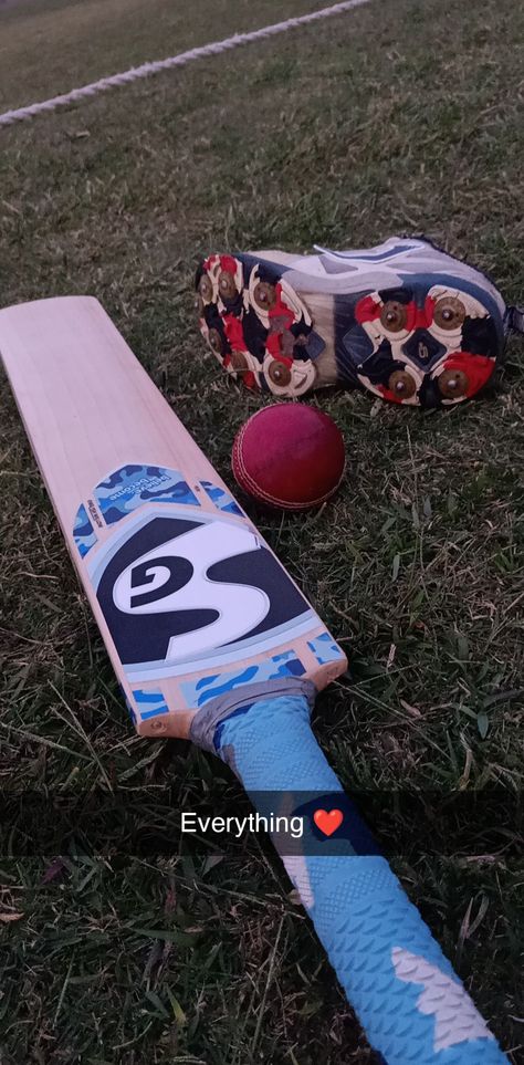 Cricket Match Snapchat Stories, Playing Cricket Snapchat Story, Ipl Match Snapchat Story, Cold Fever Snapchat Stories, Cricket Snapchat, Cricket Snapchat Stories, Cricket Snap, Black Pic, Glenn Maxwell