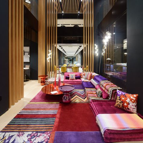 Furniture Reference, Mah Jong Sofa, Roche Bobois, Missoni Home, Sideboard Designs, Oval Table Dining, Eco Design, Design District, Milan Design Week