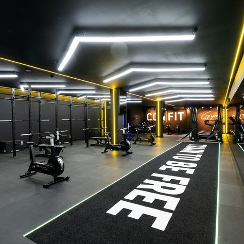 Tell us your dreams and we will make it happen! Transform your gym with our fit-out solutions and maximise your space to its true potential! 💻 FREE 3D Gym Design ☑️ Premium Commercial Quality ☑️ Custom Branding Option: Have your logo be centre of attention ☑️ All-Inclusive Service: Flooring & Custom Gym Turf, Strength & Conditioning, Cardio, Functional, Storage, & more! ☑️ Expert Installation: Efficient and hassle-free! ☑️ Money-Back Guarantee: Confidence in our quality and service ☑️ Finan... Gym Juice Bar Design, Industrial Gym Reception Design, Gym Partition, Gym Interior Design Ideas Modern Luxury, Fitness Gym Interior Design, Gym Interior Design Ideas, Workout Room Design, Gym Logo Design, Fancy Gym