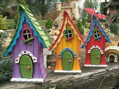 Beautiful Birdhouses, Bird House Kits, Faeries Gardens, Bird Houses Painted, Clay Houses, Fairy Cottage, Gnome House, Fairy Garden Houses, Diy Fairy