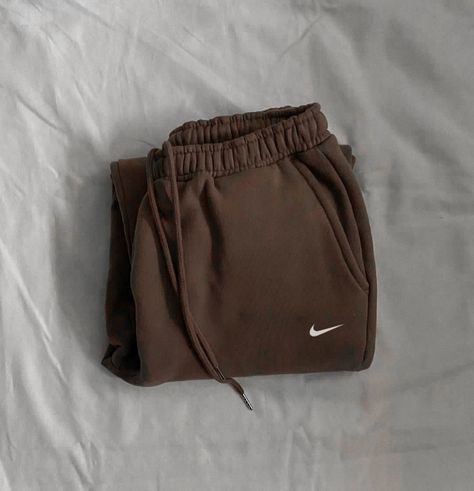 Sweatpants 
Brown sweatpants 
Quarantine vibes 
Lock down 
Brown aesthetic 
Comfy aesthetic 
Beigetheme aesthetic 
Nike Brown sweatpants Nike Pants Brown, Brown Nike Sweatpants Outfit, Brown Sweatpants Outfit Men, Nike Sweatpants Brown, Brown Nike Sweatpants, Nike Sweatpants Aesthetic, Nike Sweatpants Outfit Men, Brown Sweatpants Outfit, Nike Brown Hoodie