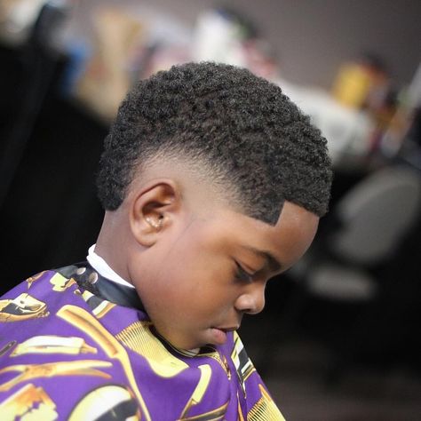 Frohawk Fade Men, Frohawk Fade, Afro Hair Fade, Boys Haircuts Curly Hair, Temp Fade Haircut, Kids Hairstyles Boys, Waves Hairstyle Men, Fade Haircut Curly Hair, Long Hair Curly