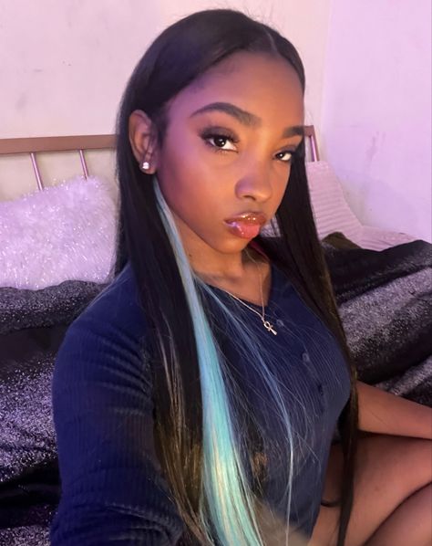 Blue Peekaboo Sew In, Blue Streaks In Black Hair Black Women, Peek A Boo Wigs For Black Women, Sew In Hairstyles Peek A Boo, Peekaboo Leave Out, Black With Peekaboo Color, Peekaboo Fall Hair Color, Blue And Black Quick Weave, Black And Blue Sew In