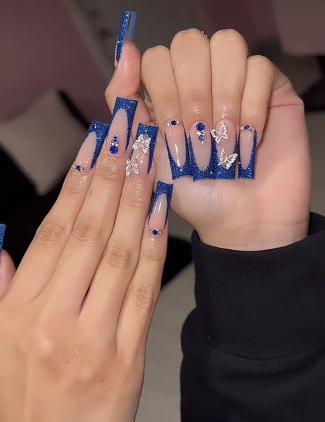 Maroon Nail Art Designs, Royal Blue Prom Nails, Futuristic Nails, Maroon Nail Art, Sweet 16 Nails, Maroon Nail, Blue Prom Nails, Quince Nails, Blue And Silver Nails