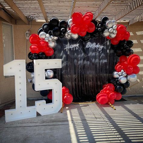 Boy 15th Birthday Party Ideas, 15th Birthday Party Ideas For Boys, Boys 15 Birthday Party Ideas, 15th Birthday Ideas, F1 Party, Birthday Pose, 15th Birthday Decorations, Birthday Ballon, Hollywood Birthday Parties