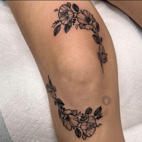 Jasmine Tattoo, Tattoos Floral, Tattoo Ideas Unique, American Traditional Tattoo Ideas, Flower Tattoo Ideas, Floral Thigh Tattoos, Traditional Tattoo Ideas, Wrap Tattoo, Boho Tattoos