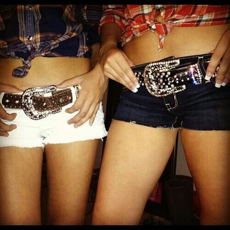 Southern girls Country Belts, Cowgirl Belt, Midwest Princess, Cowgirl Belts, Southern Girls, Trashy Y2k, Country Girl Style, Southern Gothic, Country Fashion