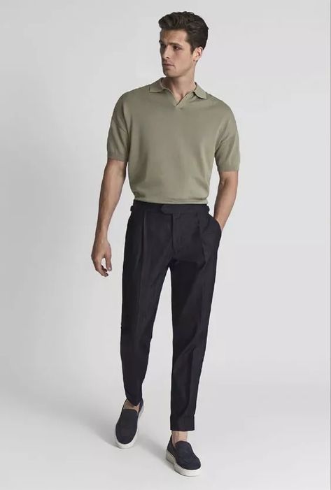 polo neck with pants for business casual look Job Interview Outfit Men, Tucked In Shirt Outfit, Casual Attire For Men, Polo Shirt Outfit Men, Slacks Outfit, Casual Travel Outfit, Business Casual Attire For Men, Interview Outfit Men, Polo Shirt Outfits