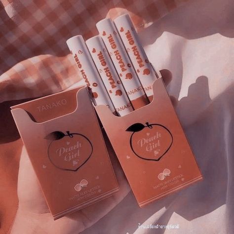 Makeup Bibir, Koleksi Makeup, Peach Girl, Long Lasting Matte Lipstick, Girls Lipstick, Alat Makeup, Matte Lipstick Set, Peach Lipstick, Peach Aesthetic