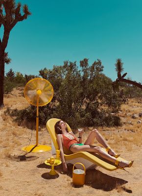 Heatwave Summer Desert Fashion Editorial Vogue Portugal- Portable Fans, How to Cool Off, Spraying with Water Desert Fashion Editorial, Beach Fashion Editorial, Jamie Nelson, Editorial Vogue, Summer Editorial, Beach Editorial, Mode Editorials, Portable Fans, Desert Fashion