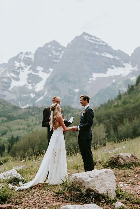 Western Weddings, Aspen Wedding, Mountain Wedding Colorado, Aspen Colorado, Grace Loves Lace, 9 Hours, Wedding Goals, Wedding Event Planning, Mountain Lake