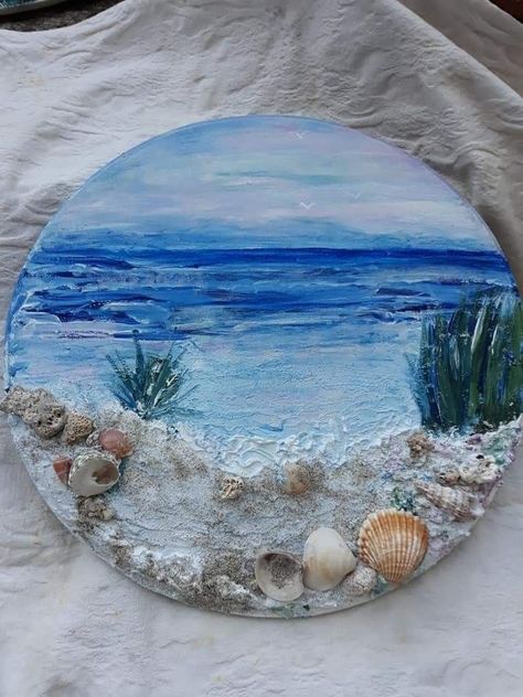 Beach Cricut Ideas, Seashell Painting On Canvas, Sea Shell Painting On Canvas, Sea Shell Wall Art, Decor Marin, Seashell Art Diy, Easy Acrylic Painting Ideas, Beach Art Painting, Art Coquillage