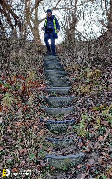 Brilliant Way To Reuse And Recycle Old Tires | Engineering Discoveries Log Steps, Shape House, Reuse Old Tires, Garden Stairs, Reuse And Recycle, Garden Solutions, Sloped Garden, Outdoor Stairs, Diy Stairs