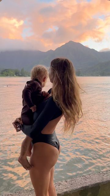 Alana Blanchard on Instagram: "I love you 💙" Alana Blanchard, Alana Blanchard Surfing, Dream Dream, Family Goals, Dream Life, Good Vibes, I Love You, Hawaii, Surfing