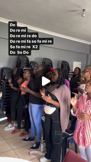 Vocal Training Singing Exercise, Vocal Exercises Singing, Vocal Warmups, Singing Exercises, Music Theory Lessons, Vocal Training, Vocal Lessons, Vocal Exercises, Singing Lessons