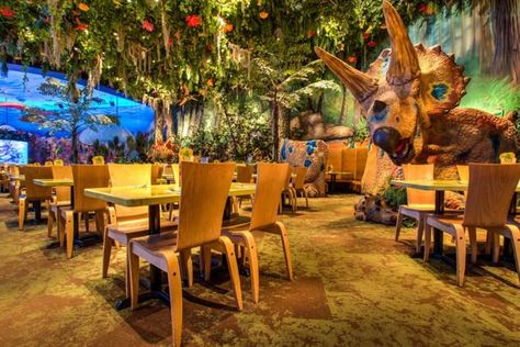 This Dinosaur-Themed Restaurant In Florida Is An Adventure Your Whole Family Will Love Dinosaur Restaurant, Beaches Near Orlando, Dinosaur Theme Park, Forest Restaurant, Boys Books, Dinosaur Roar, Themed Restaurant, Dinosaur Park, Jurrasic Park