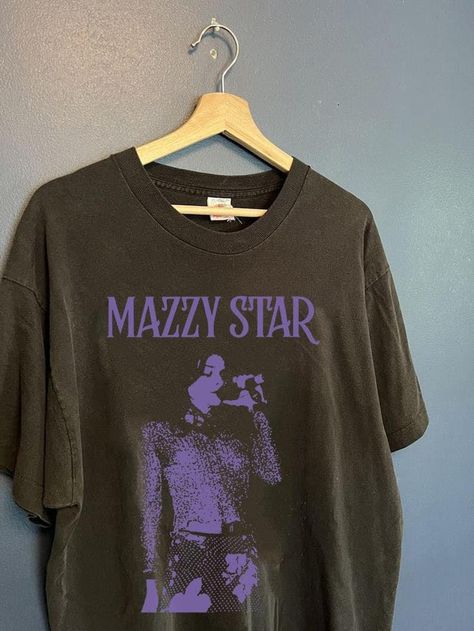 Chemise, Oversized Graphic Tee Aesthetic, Mazzy Star Tshirt, Mazzy Star T Shirt, Mazzy Star Shirt, Mazzy Star Outfit, Mazzy Star Aesthetic, Aesthetic Tshirts, Star Aesthetic