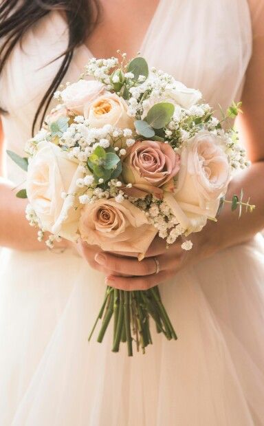 Small Pink Wedding Bouquet, Vintage Bouquet Wedding, Vintage Wedding Flowers, May Weddings, Bouquet Of Flowers, Reception Decor, Bride Bouquets, Bridal Flowers, Flower Bouquet Wedding