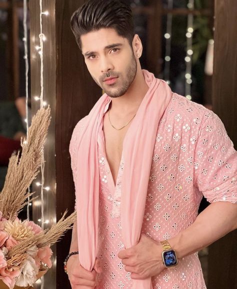 Simba Nagpal, Adnan Khan, Colors Tv Show, Best Couple Pictures, Colors Tv, Mallika Singh, Gals Photos, Army Girlfriend Pictures, Cool Hairstyles For Men