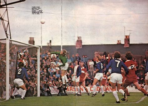 27th August 1974. Carlisle United goalkeeper Allan Ross pushes the ball over the bar watched by Middlesbrough striker David Mills, at Brunton Park. Brunton Park, Carlisle United, Carlisle, The Bar, Golden Age, Dolores Park, The Unit, Football, Bar